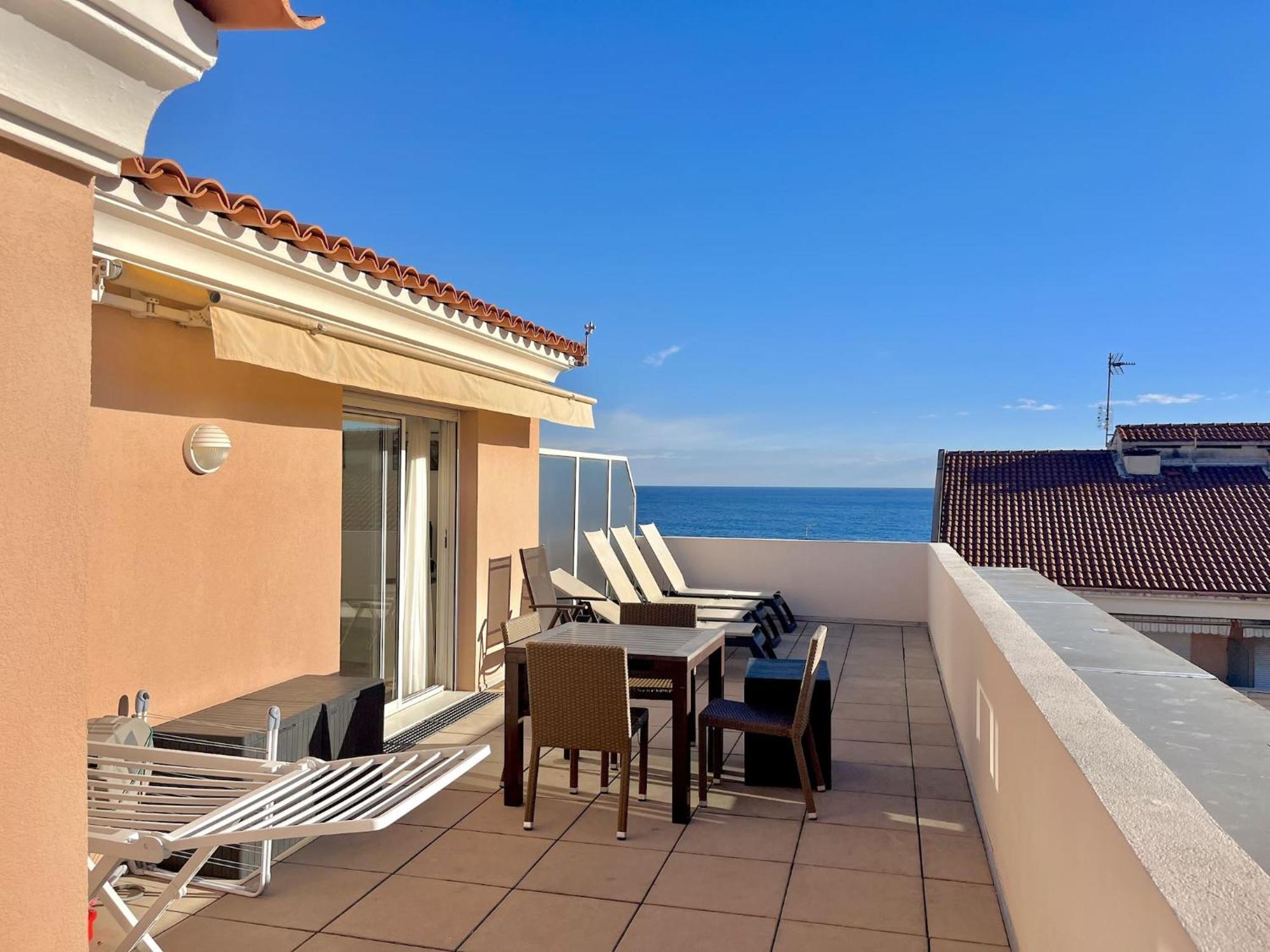 شقة "Le Rooftop Des Rivages" Immense Terrasse, Centre مينتون المظهر الخارجي الصورة